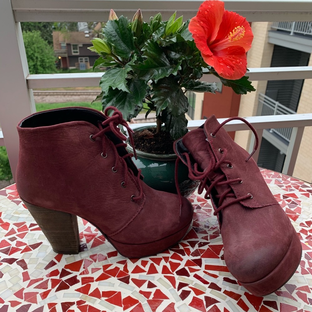 Steve Madden Boots
